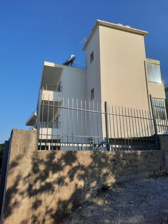 فندق ديرميفي  The Lighthouse المظهر الخارجي الصورة